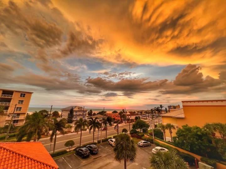 Treasure Island Beach Retreat St. Pete Beach Extérieur photo