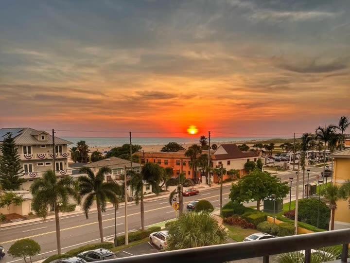 Treasure Island Beach Retreat St. Pete Beach Extérieur photo